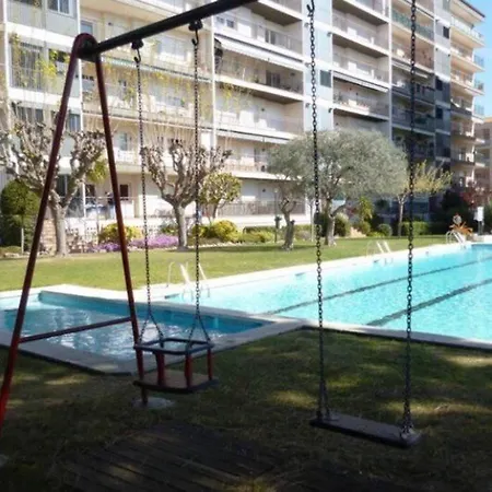 Sun, And Pool *